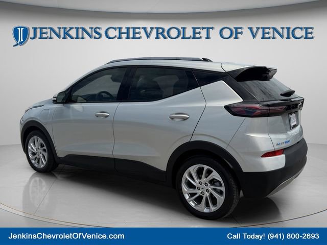 Used 2023 Chevrolet Bolt EUV LT w/ Driver Confidence Package FWD image 7