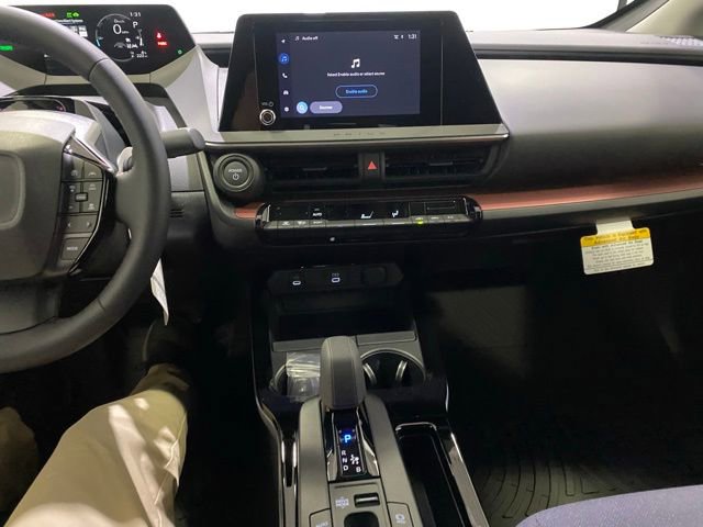 New 2026 Toyota Prius Plug-In Hybrid FWD image 18