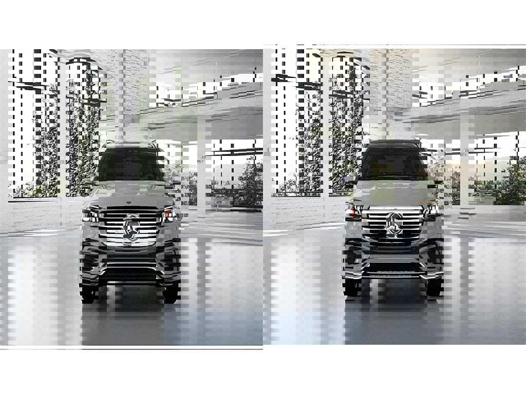 New 2026 Mercedes-Benz GLS 580 4MATIC image 7