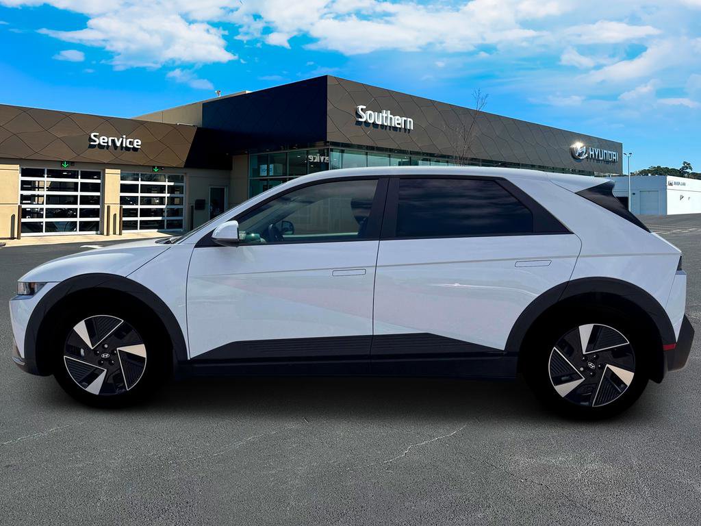 New 2026 Hyundai Ioniq 5 SEL image 3