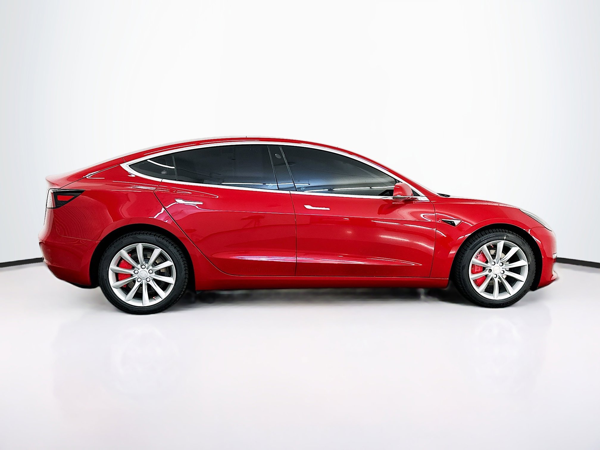 Used 2018 Tesla Model 3 Long Range image 10