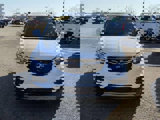 Used 2022 Buick Encore Preferred w/ Safety Package image 3