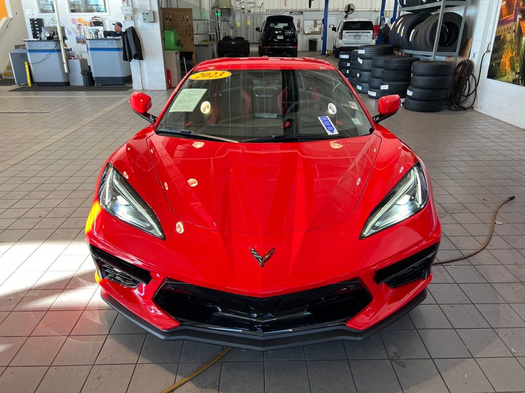 Used 2023 Chevrolet Corvette Stingray Premium Conv w/ Z51 Performance Package image 2