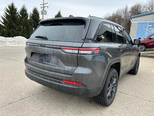 New 2025 Jeep Grand Cherokee Limited w/ Trailer Tow Package image 5