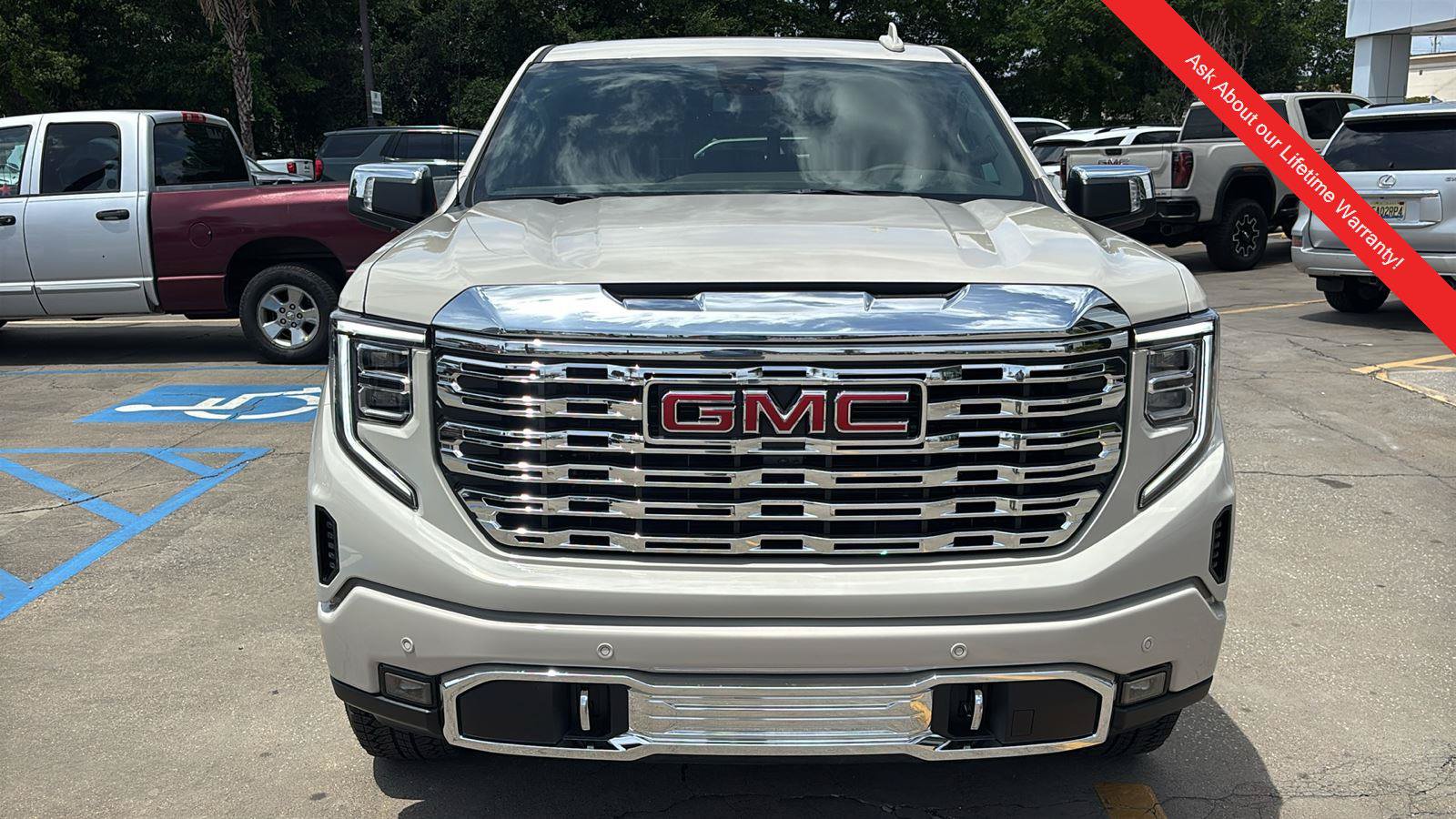 New 2026 GMC Sierra 1500 Denali AWD/4WD image 2
