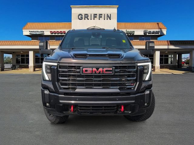 Used 2024 GMC Sierra 2500 AT4 w/ AT4 Preferred Package AWD/4WD image 12