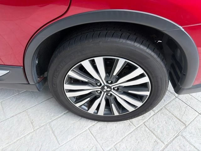 Used 2020 Mitsubishi Outlander SE FWD image 20