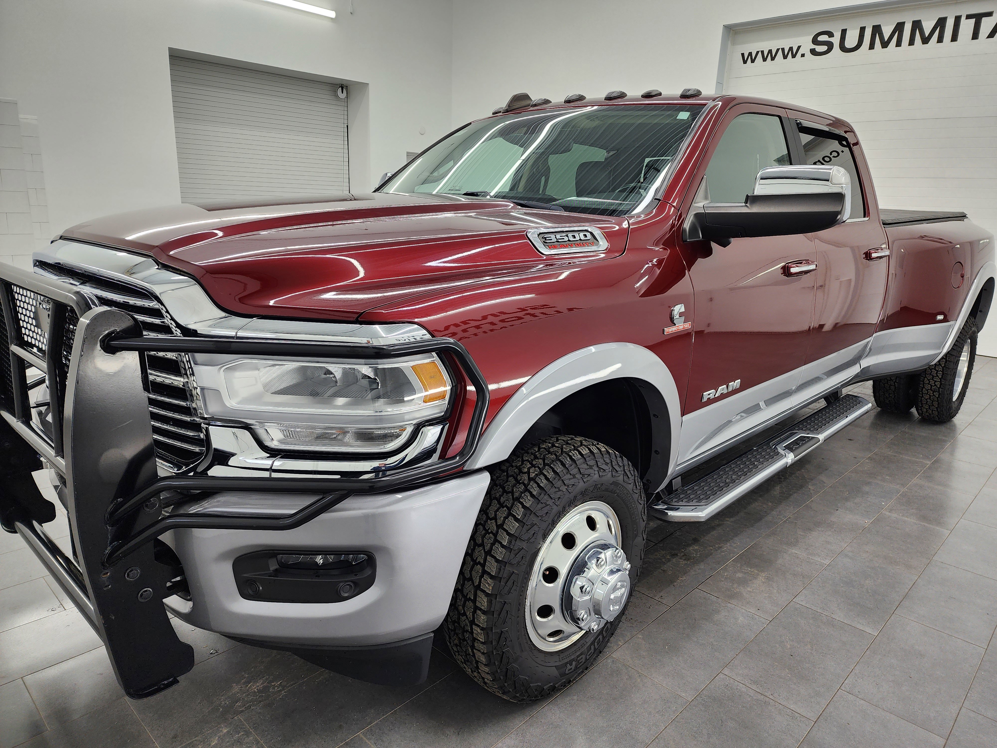 Used 2020 RAM 3500 Laramie image 7