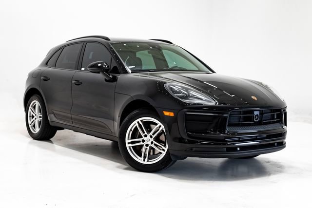 Used 2023 Porsche Macan image 6