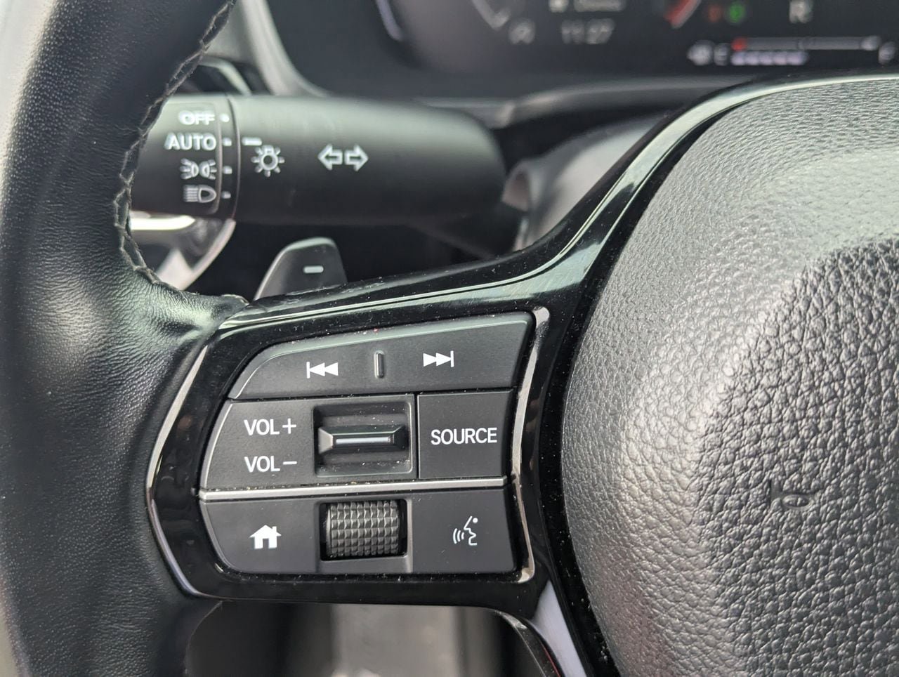 Used 2024 Honda Civic Sport image 29