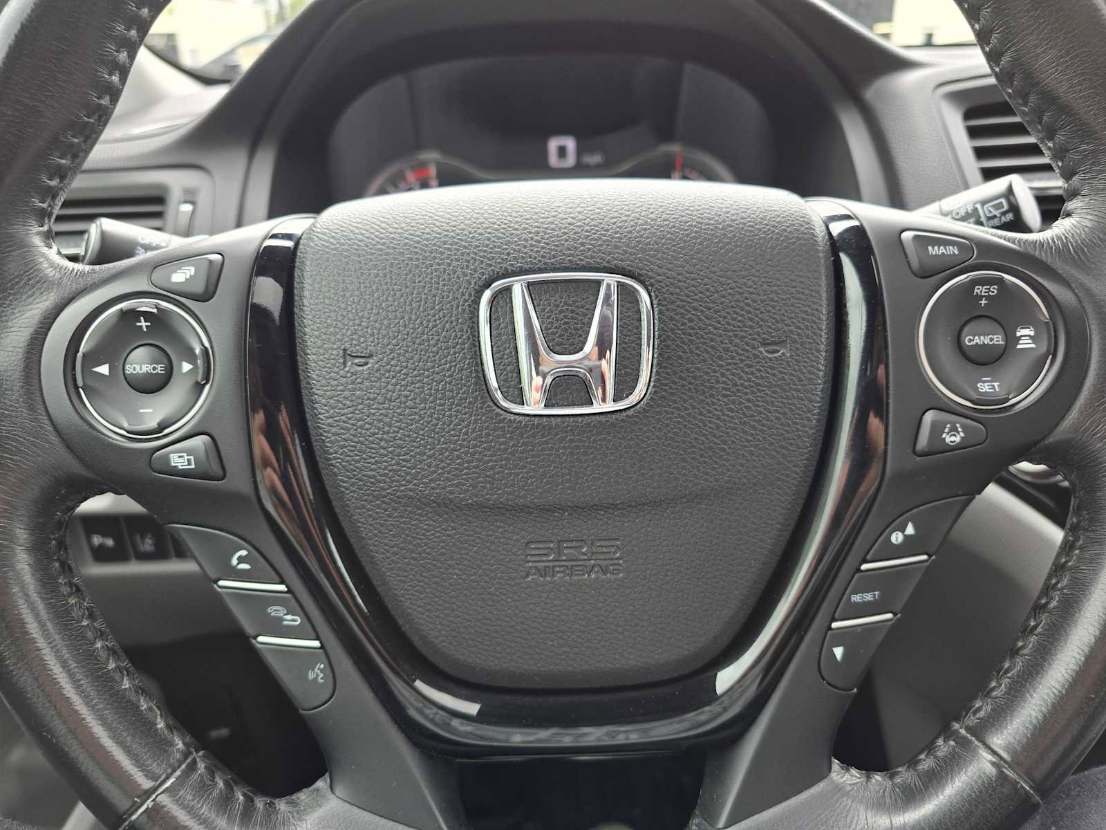 Used 2016 Honda Pilot Touring image 28