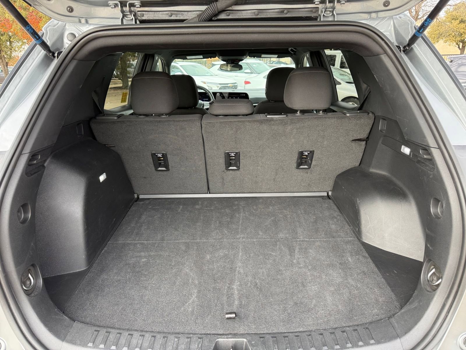 Used 2025 Chevrolet Equinox LT image 31