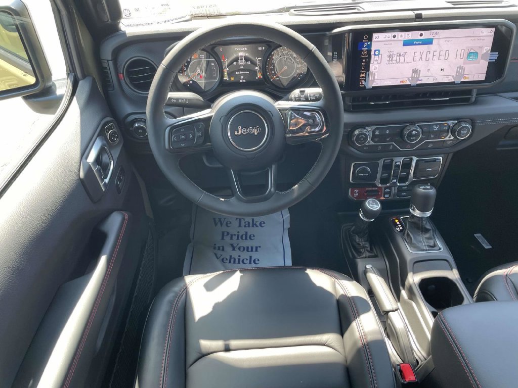 New 2027 Jeep Wrangler Unlimited Rubicon AWD/4WD image 21