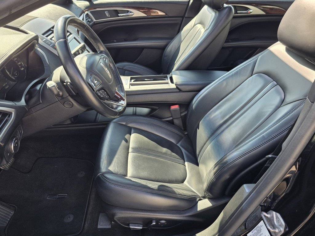 Used 2017 Lincoln MKZ Select w/ Climate Package image 31