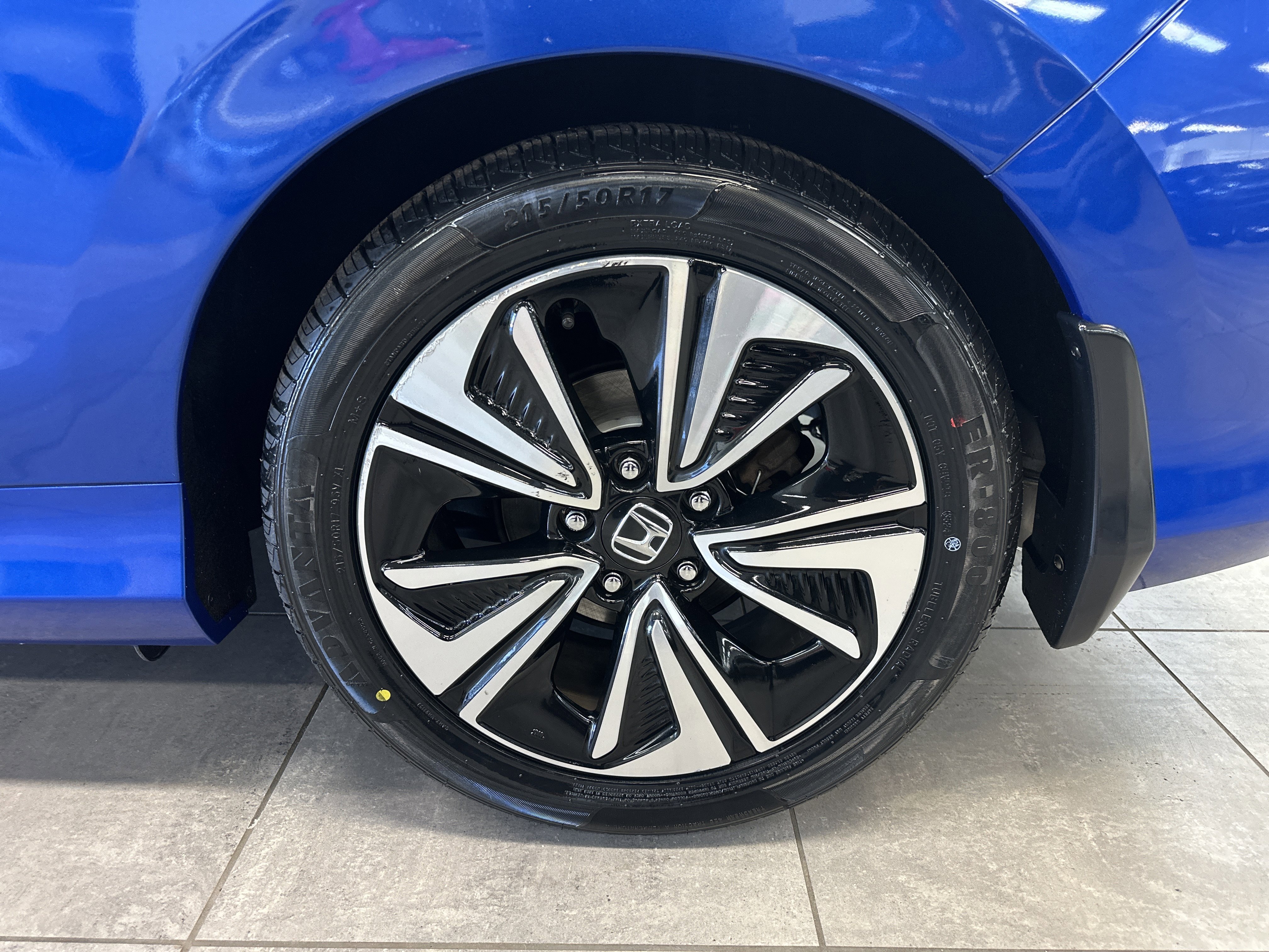 Used 2017 Honda Civic EX-L image 8