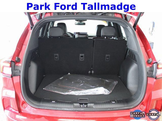 Used 2023 Ford Escape ST-Line Elite w/ Premium Technology Package image 5