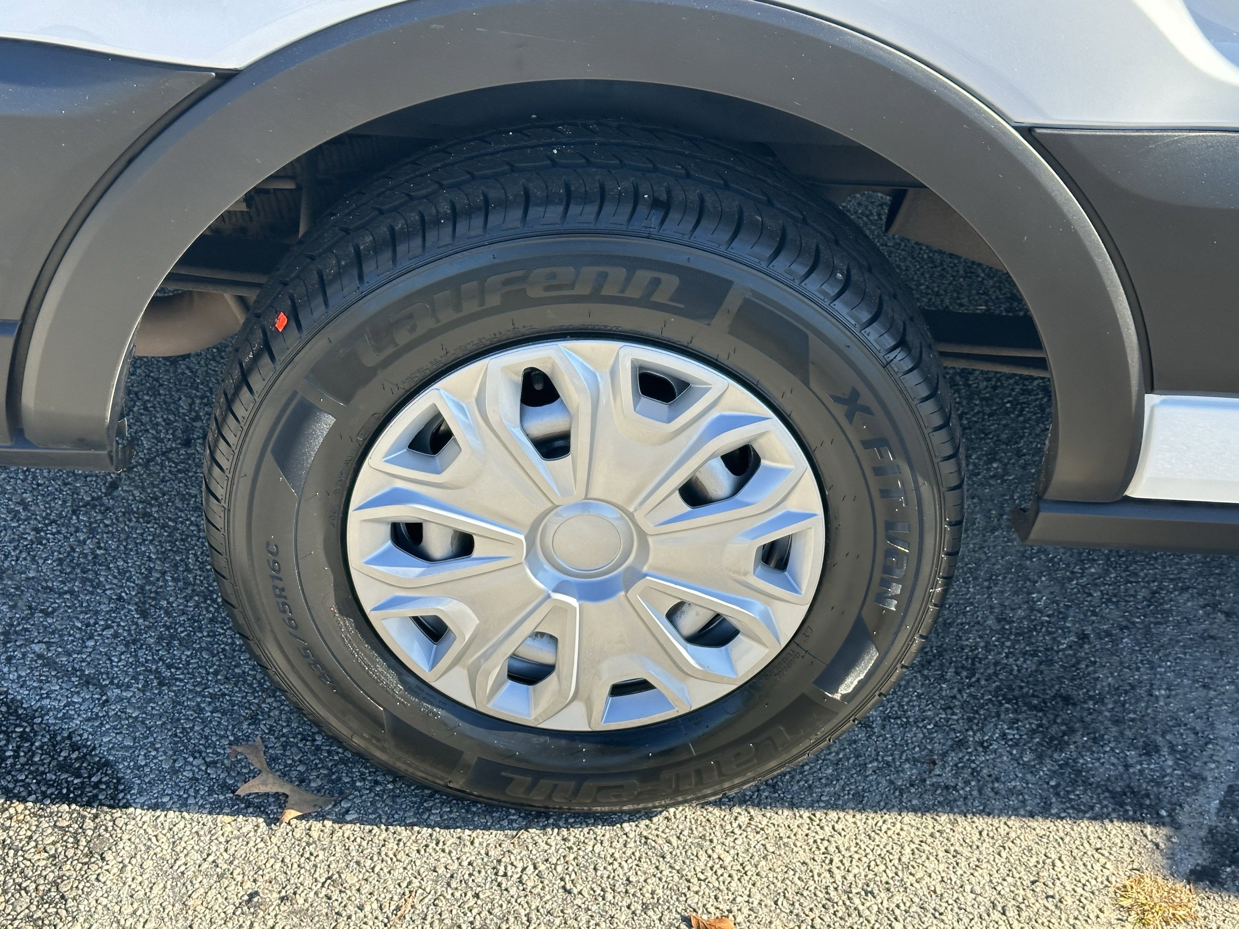 Used 2024 Ford Transit 350 XL image 19