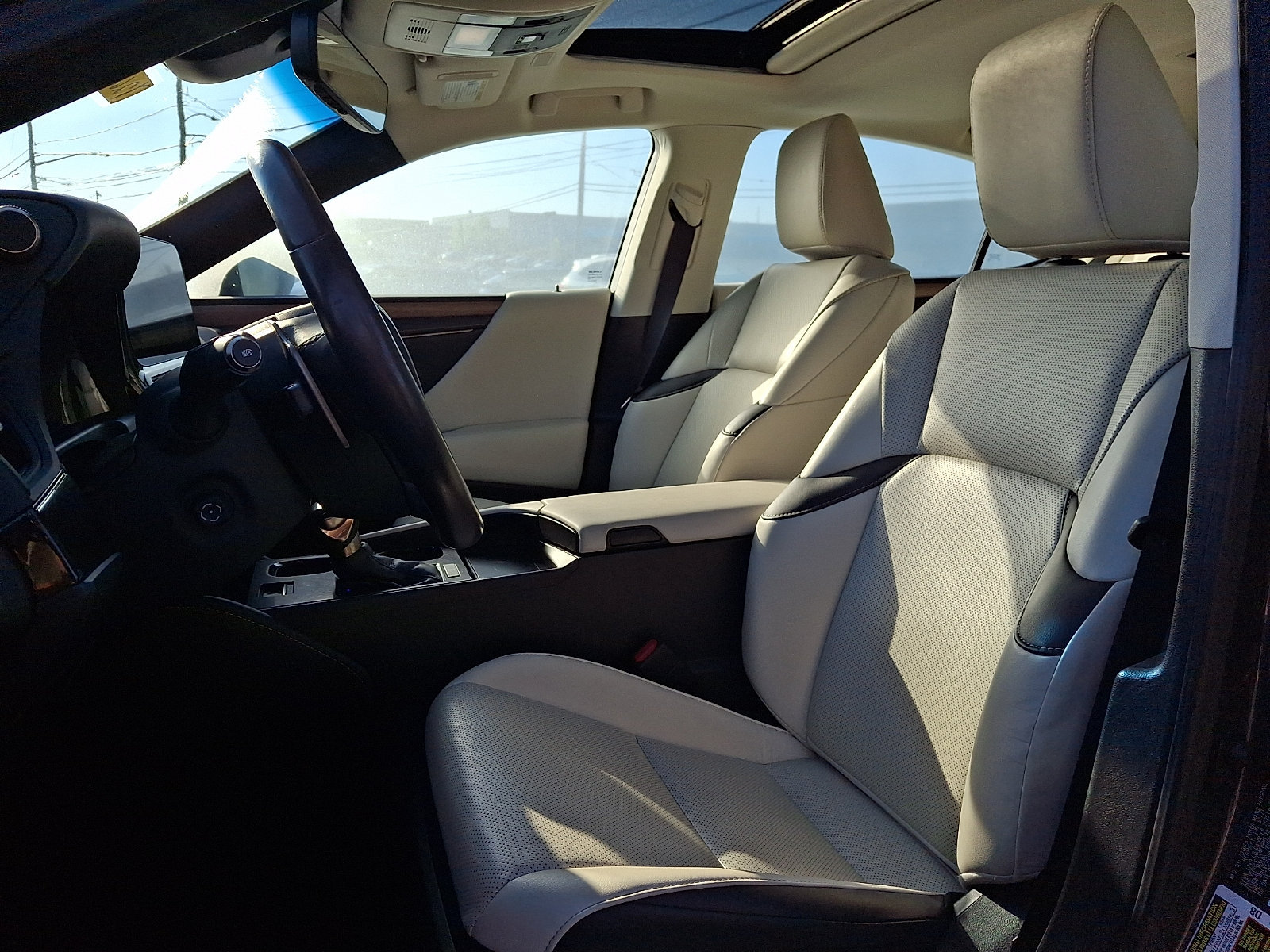 Used 2023 Lexus ES 350 w/ Premium Package FWD image 13