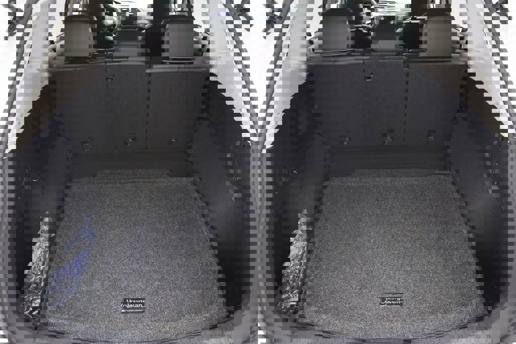 Used 2024 Volkswagen Tiguan Wolfsburg Edition image 29