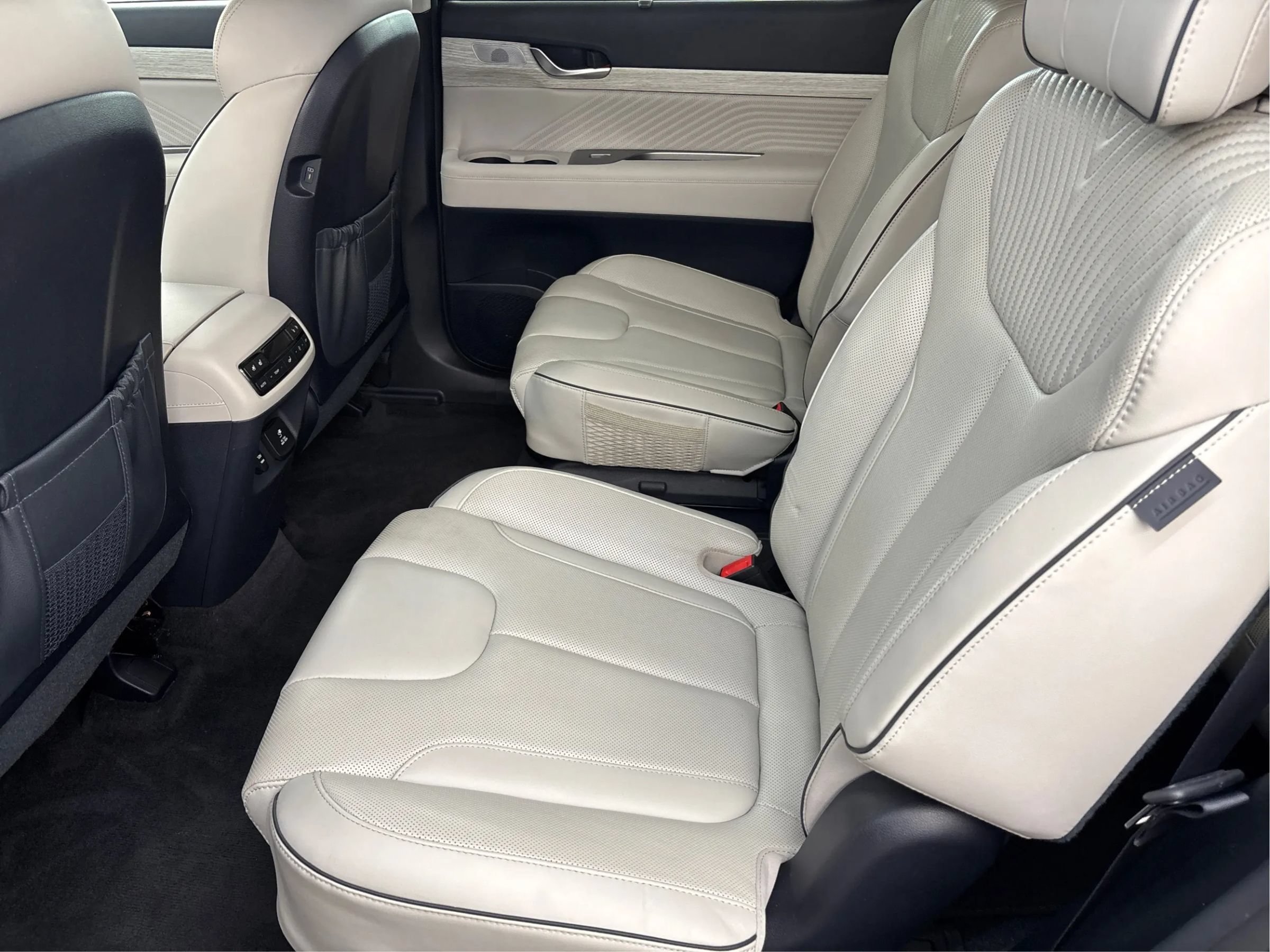 Used 2024 Hyundai Palisade Calligraphy AWD/4WD image 14