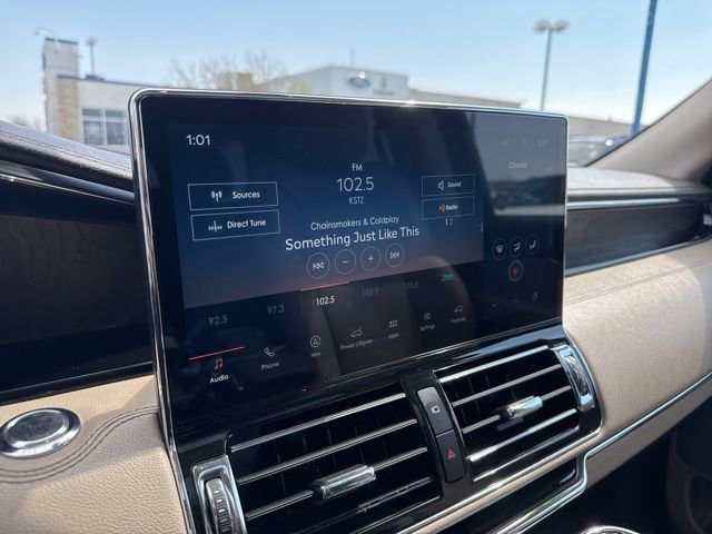 Used 2023 Lincoln Navigator Reserve image 32