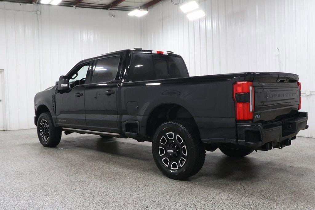 Used 2025 Ford F250 Platinum image 4
