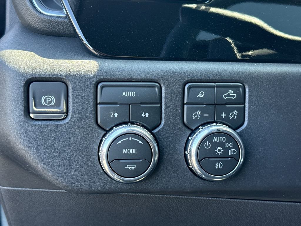 New 2026 GMC Sierra 1500 Elevation w/ Elevation Premium Package AWD/4WD image 19