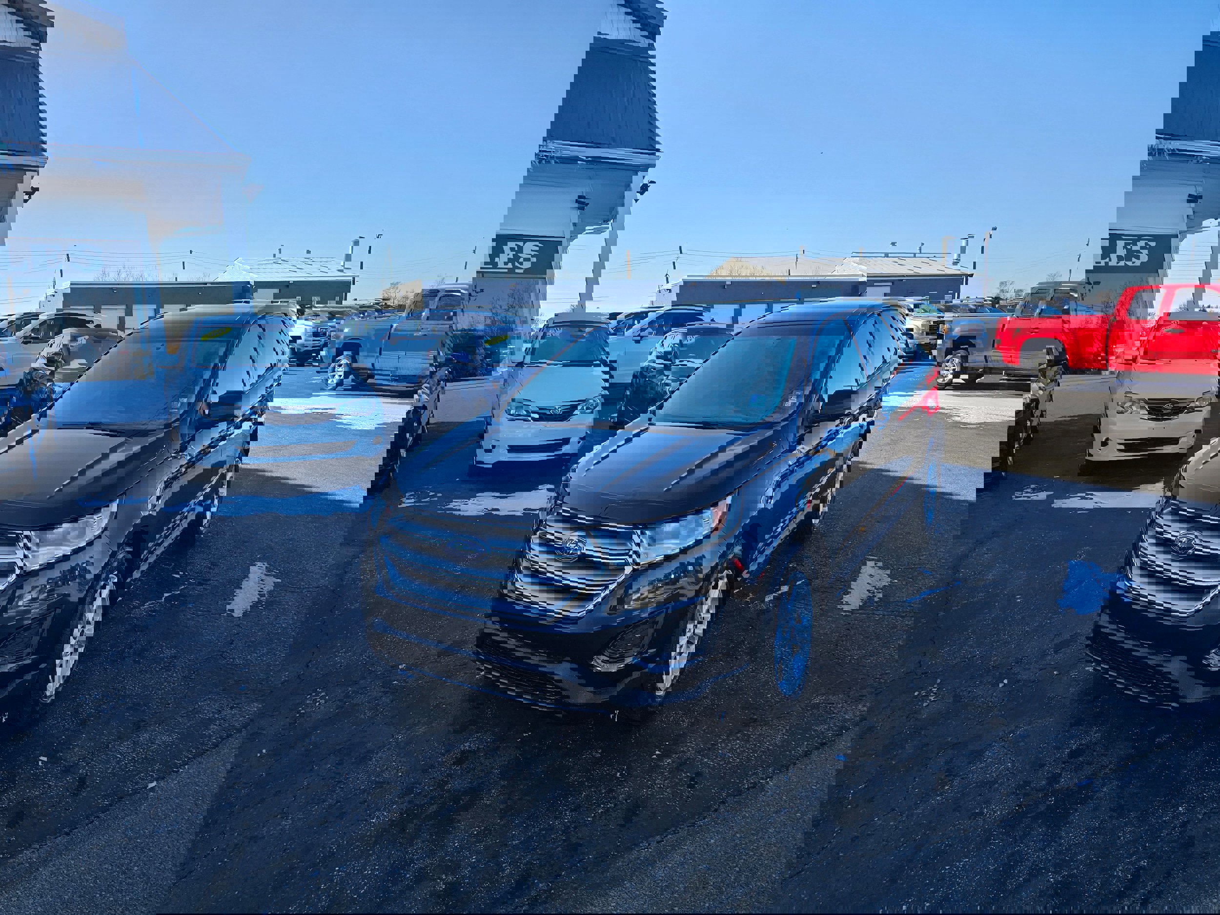 Used 2015 Ford Edge SE FWD image 1