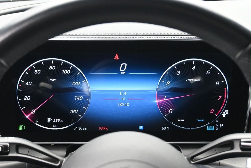 Used 2023 Mercedes-Benz GLC 300 image 11