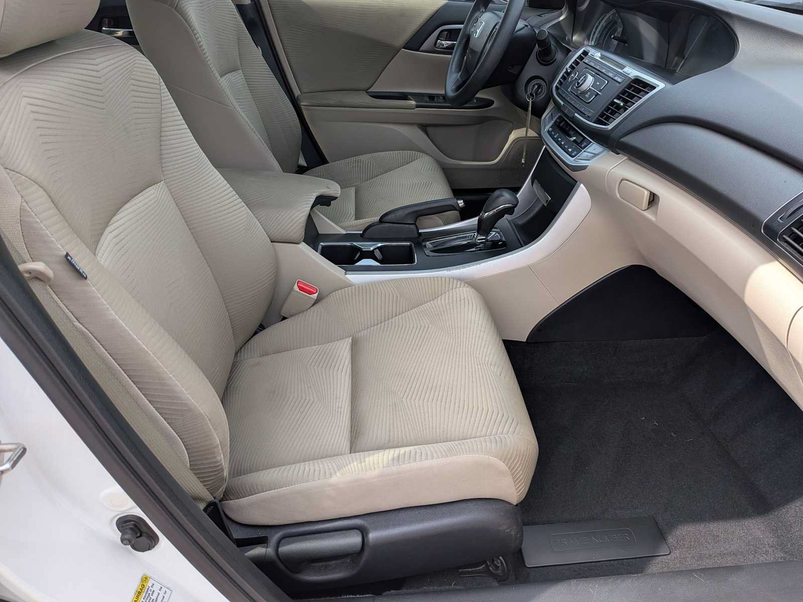 Used 2014 Honda Accord LX image 18