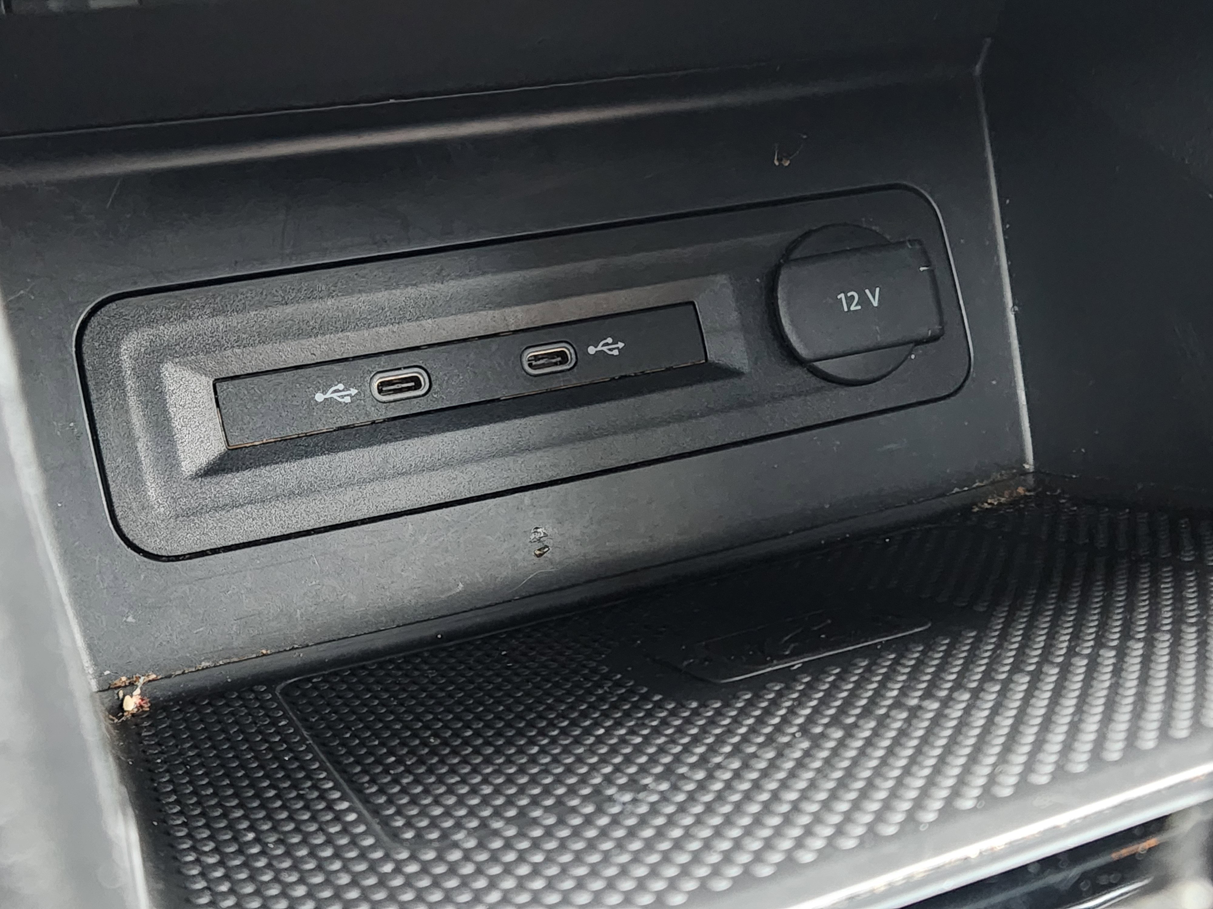 Certified 2022 Volkswagen Atlas SEL Premium image 33