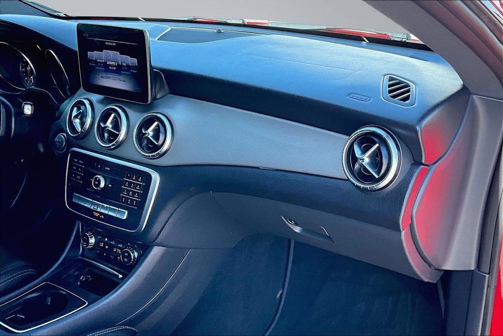 Used 2019 Mercedes-Benz CLA 250 image 16