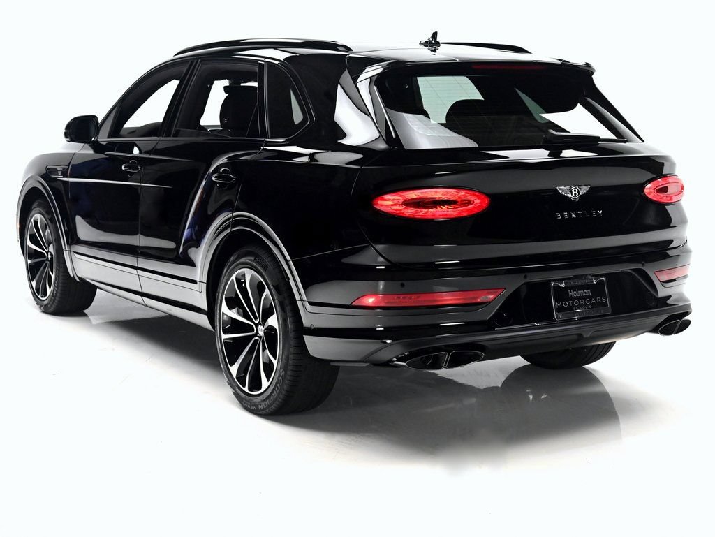 Used 2025 Bentley Bentayga AWD/4WD image 4