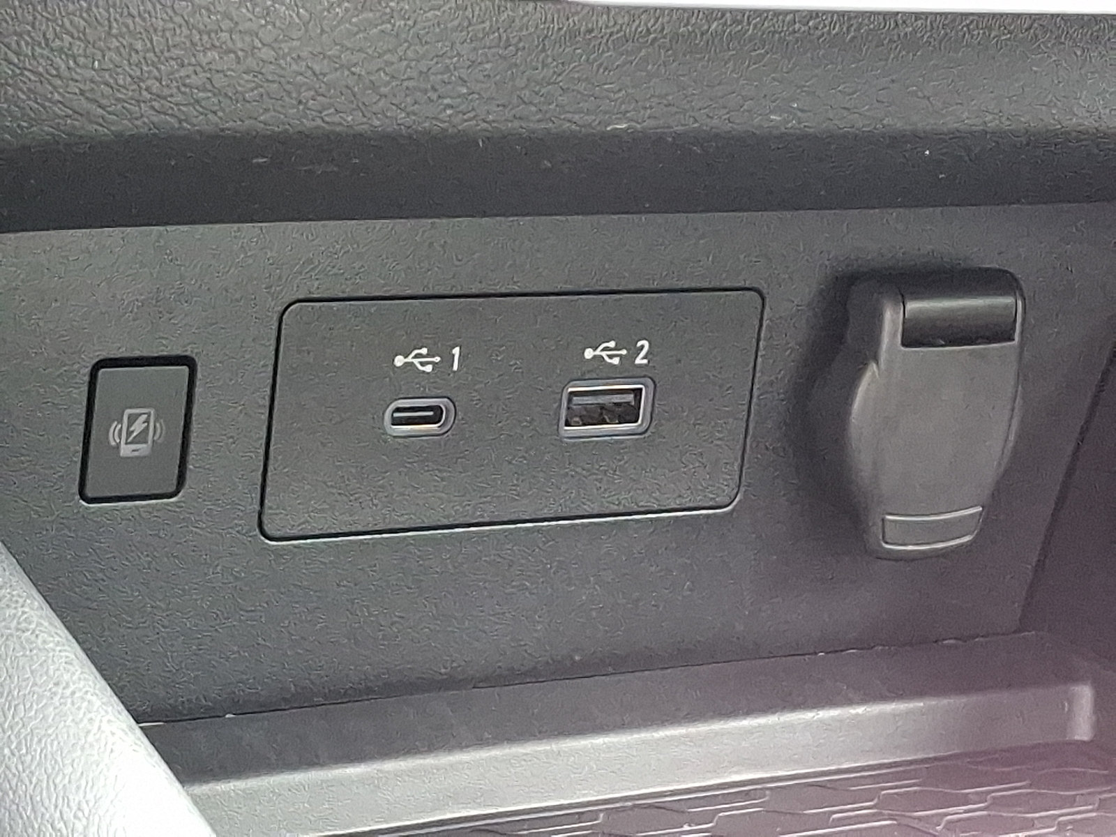 Certified 2025 Nissan Altima 2.5 SL AWD/4WD image 24