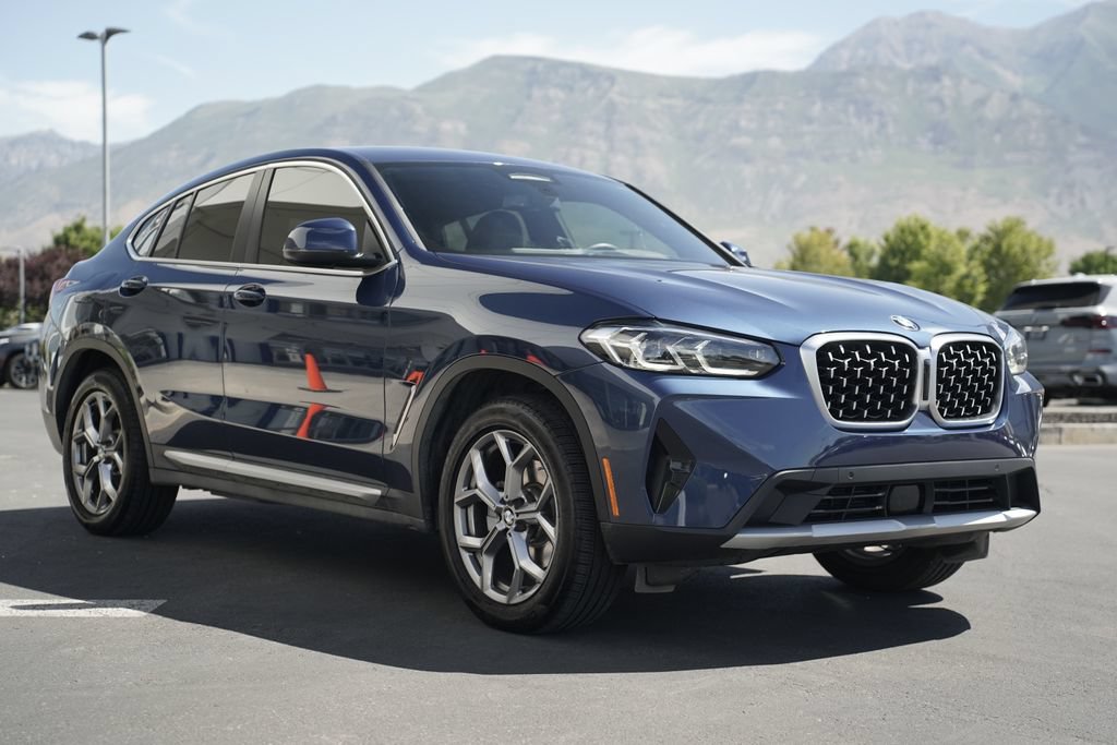 Used 2025 BMW X4 xDrive30i w/ Premium Package AWD/4WD image 7