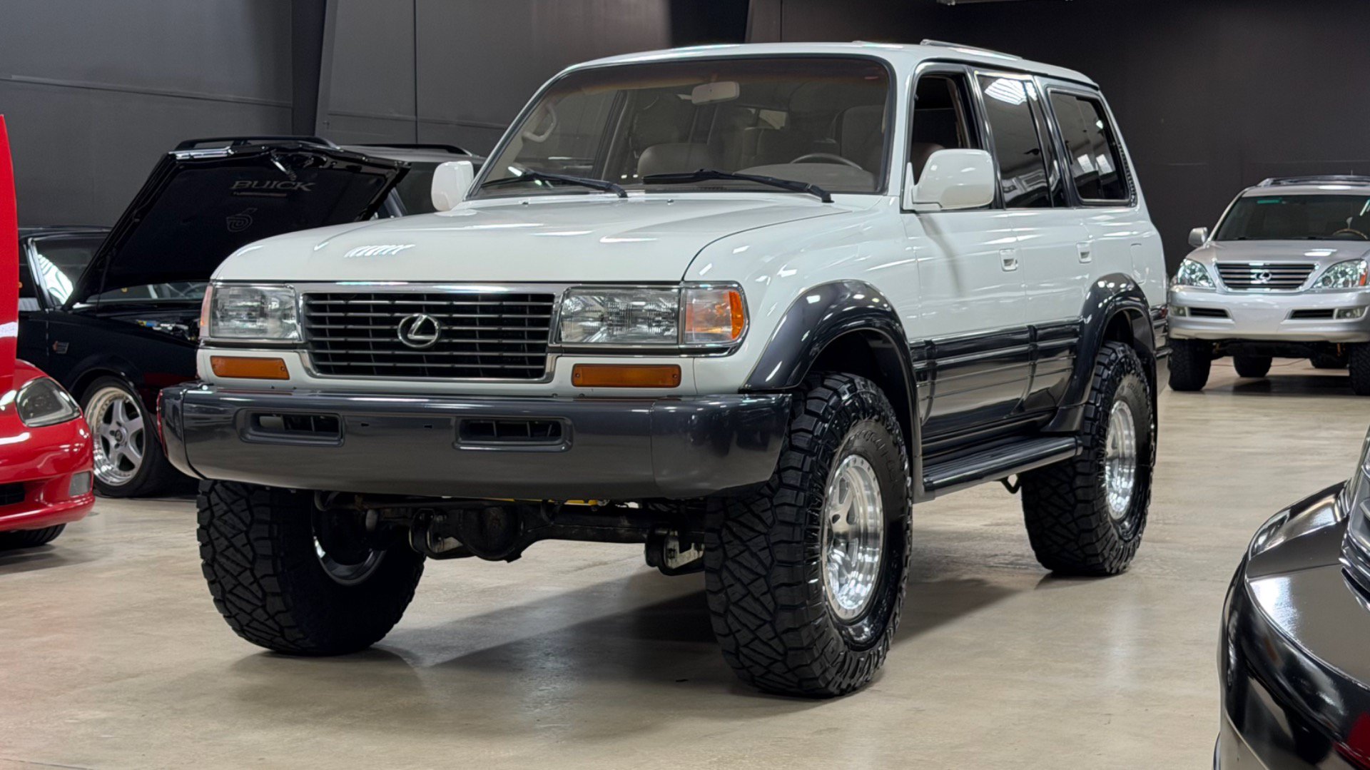 Used 1997 Lexus LX 450 4WD image 2