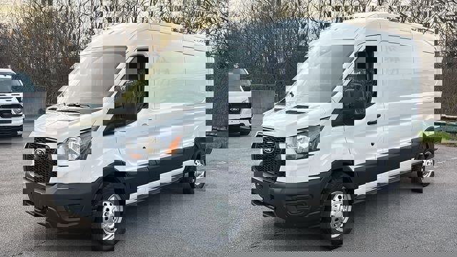 New 2026 Ford Transit 250 148 Medium Roof Extended AWD image 2