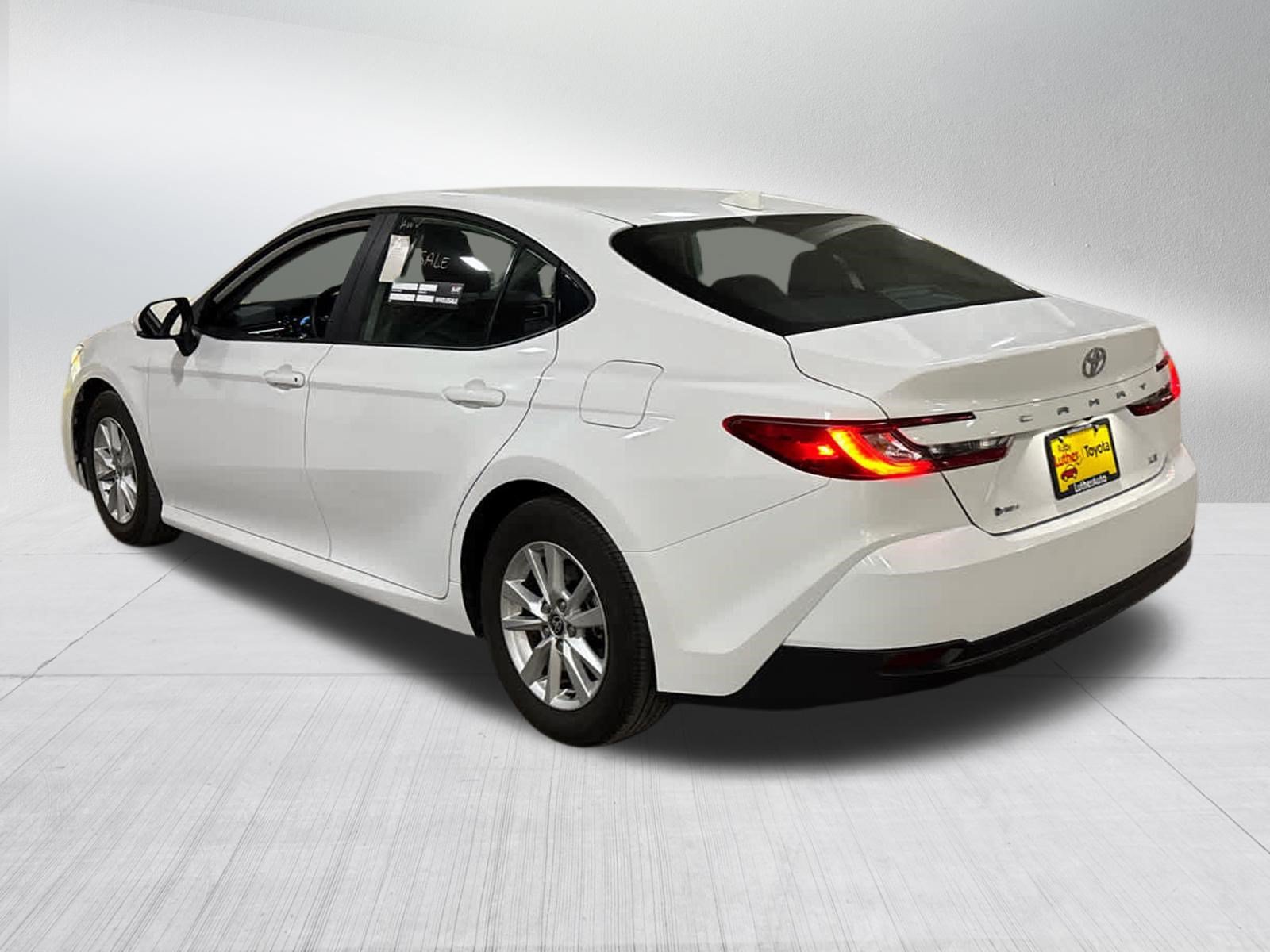 Certified 2025 Toyota Camry LE FWD image 4