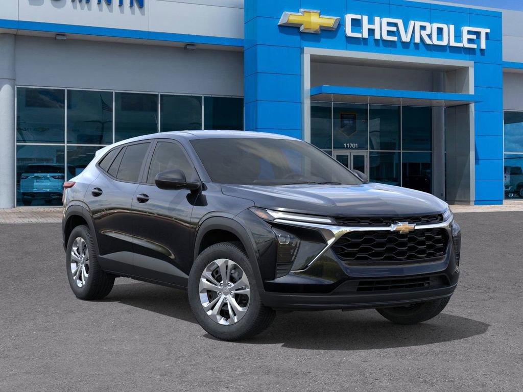 New 2026 Chevrolet Trax LS image 7