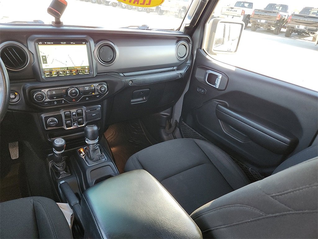 Used 2021 Jeep Gladiator Willys image 16