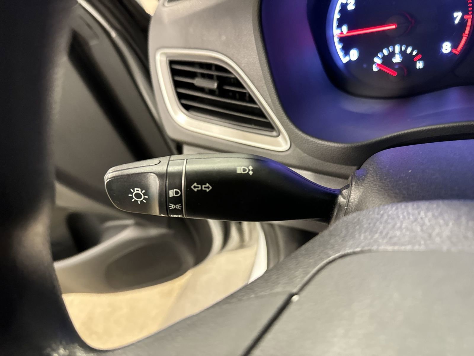 Used 2018 Hyundai Accent SE image 15