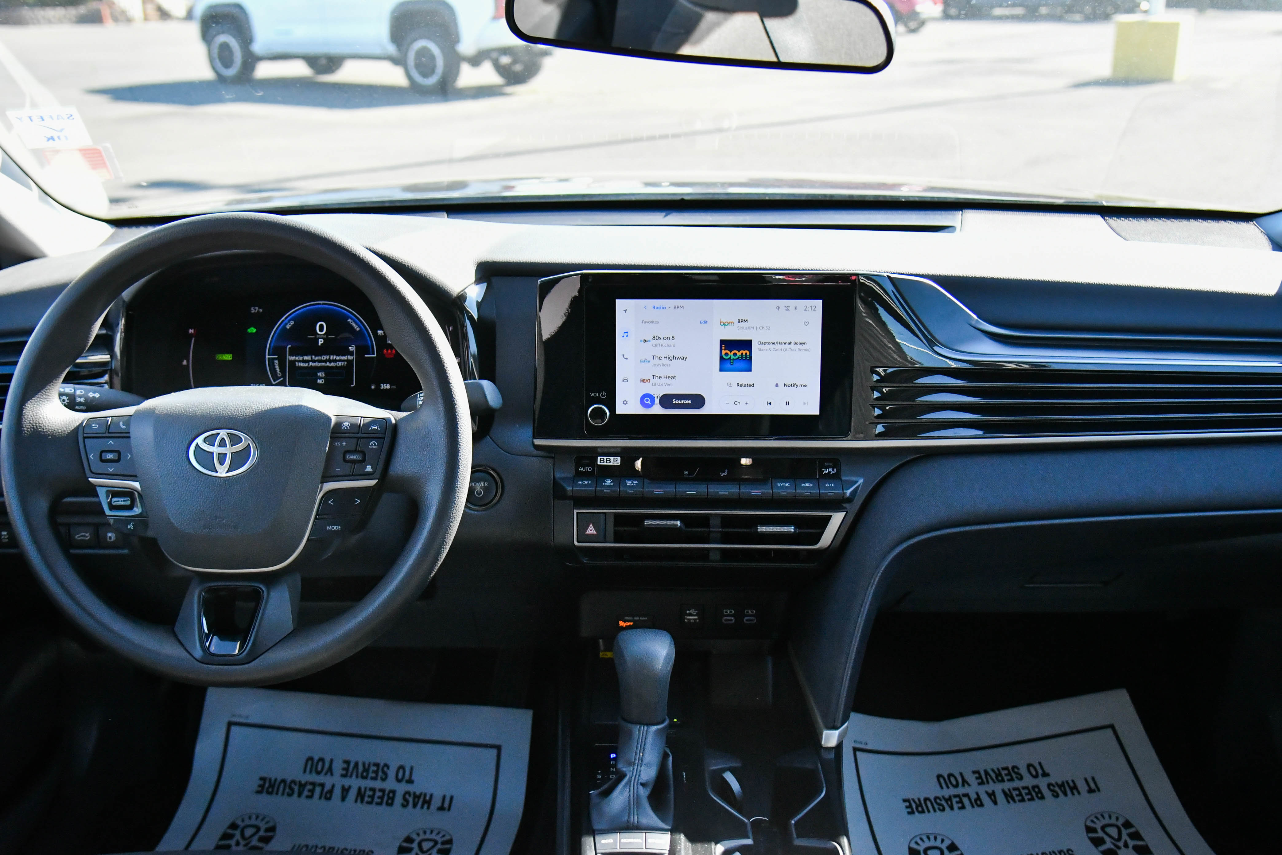 Used 2025 Toyota Camry LE image 37