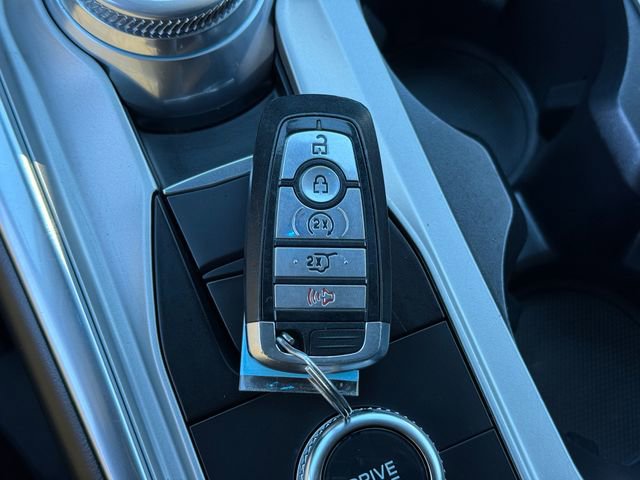 Used 2022 Ford Explorer XLT w/ Equipment Group 202A image 13