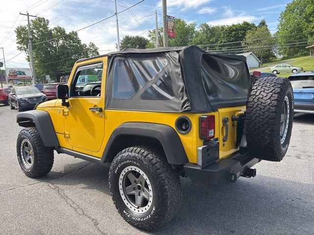 Used 2011 Jeep Wrangler Rubicon w/ PWR Convenience Group AWD/4WD image 4
