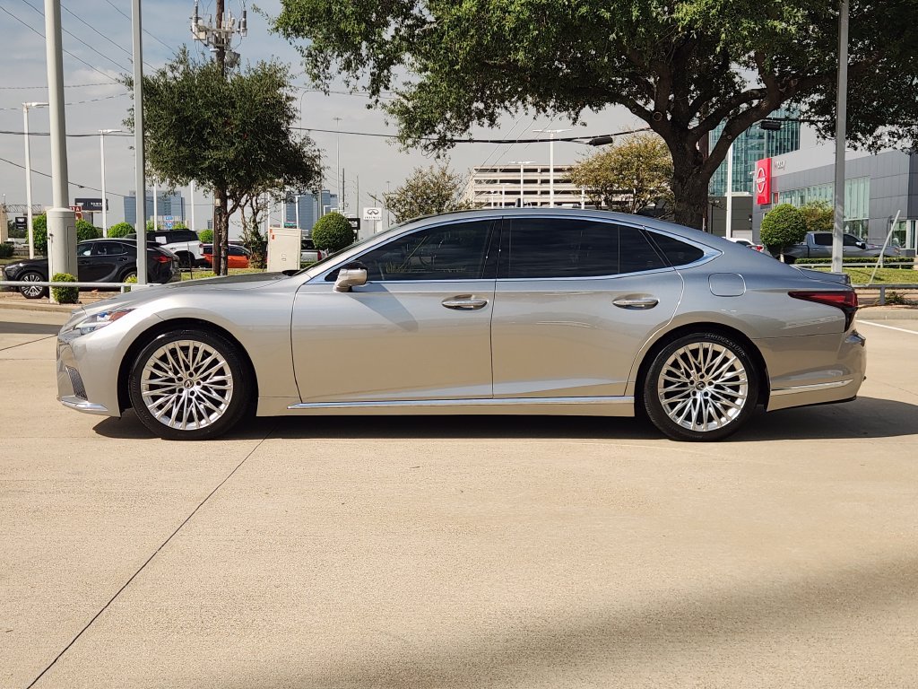 Used 2024 Lexus LS 500 w/ Interior Upgrade Package RWD image 4
