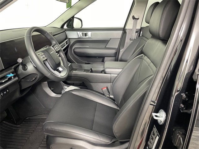 Certified 2025 Hyundai Santa Fe SEL image 3