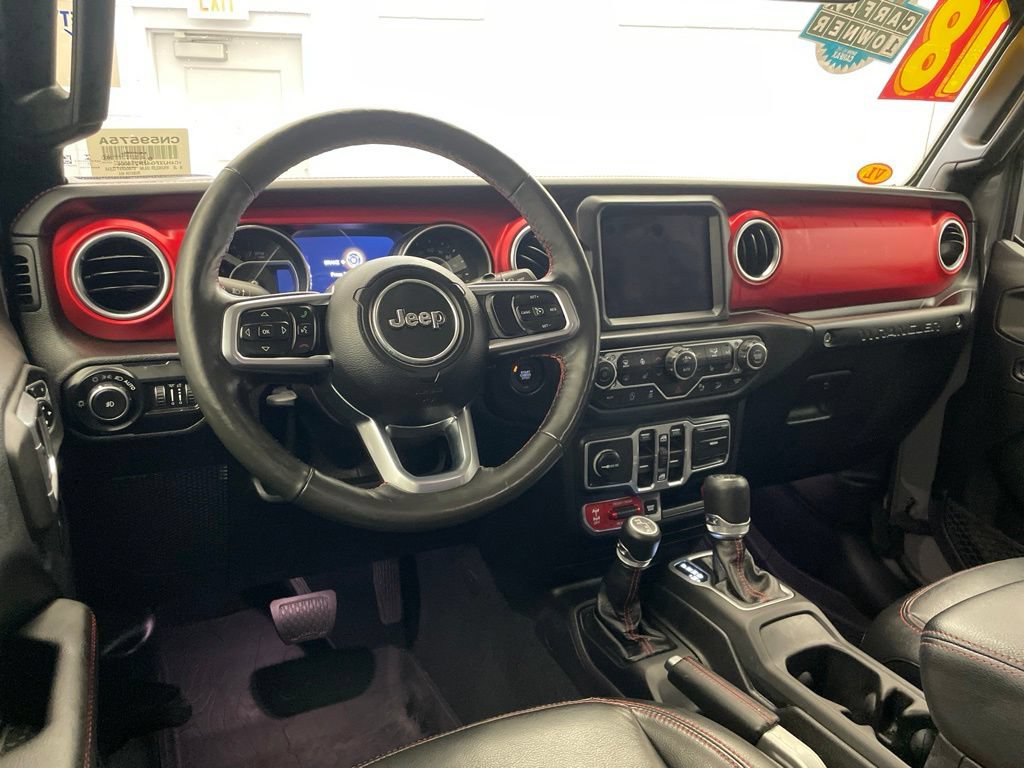 Used 2018 Jeep Wrangler Unlimited Rubicon AWD/4WD image 13