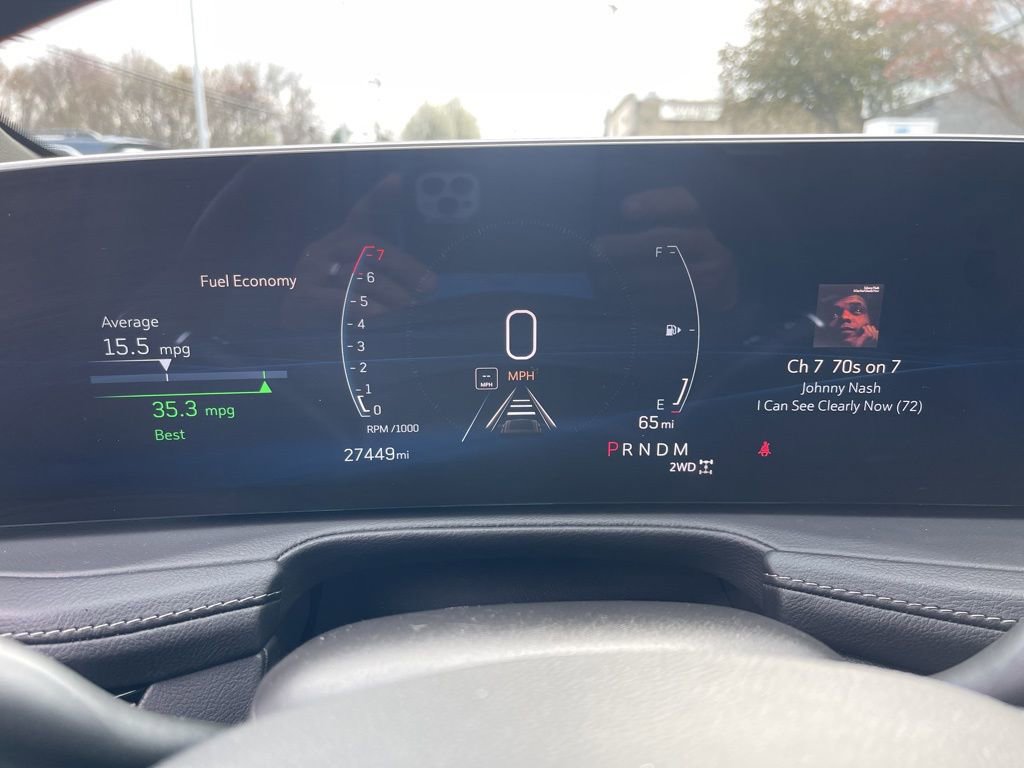 Used 2025 Cadillac XT4 Premium Luxury image 24