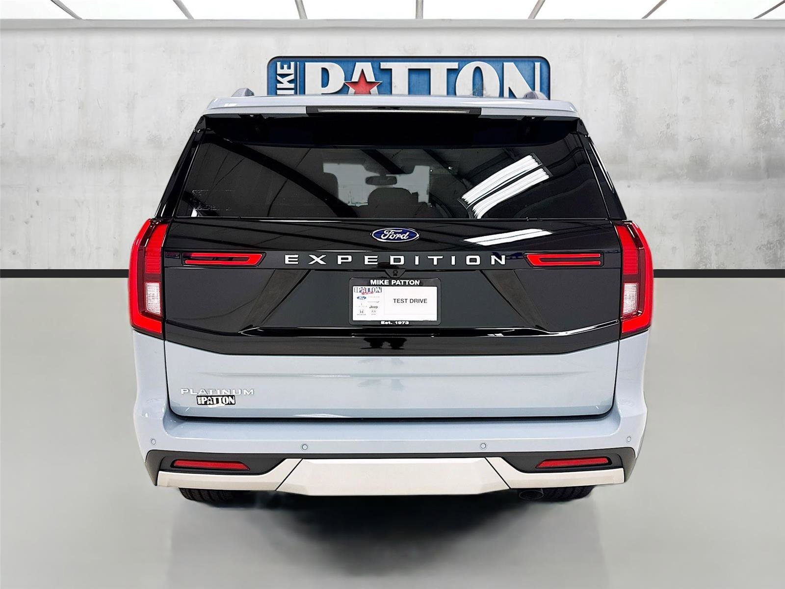 New 2025 Ford Expedition Platinum w/ Platinum Ultimate Package image 6