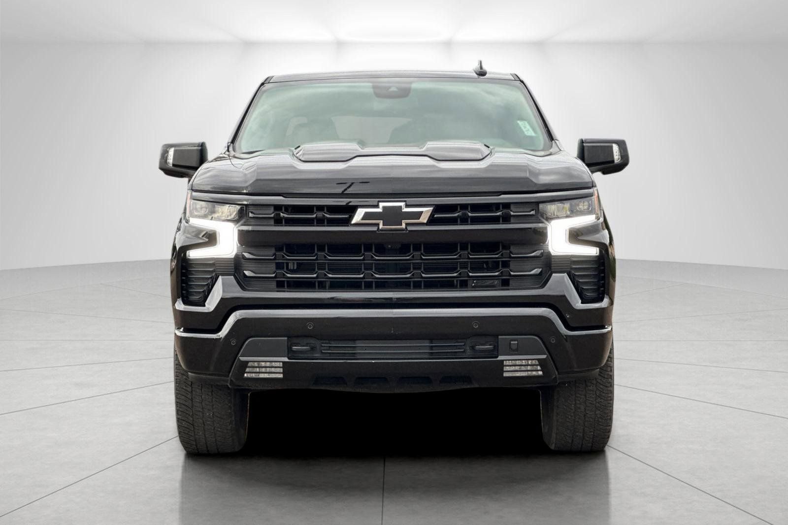 Used 2025 Chevrolet Silverado 1500 LT Trail Boss w/ LT Trail Boss Premium Package AWD/4WD image 8